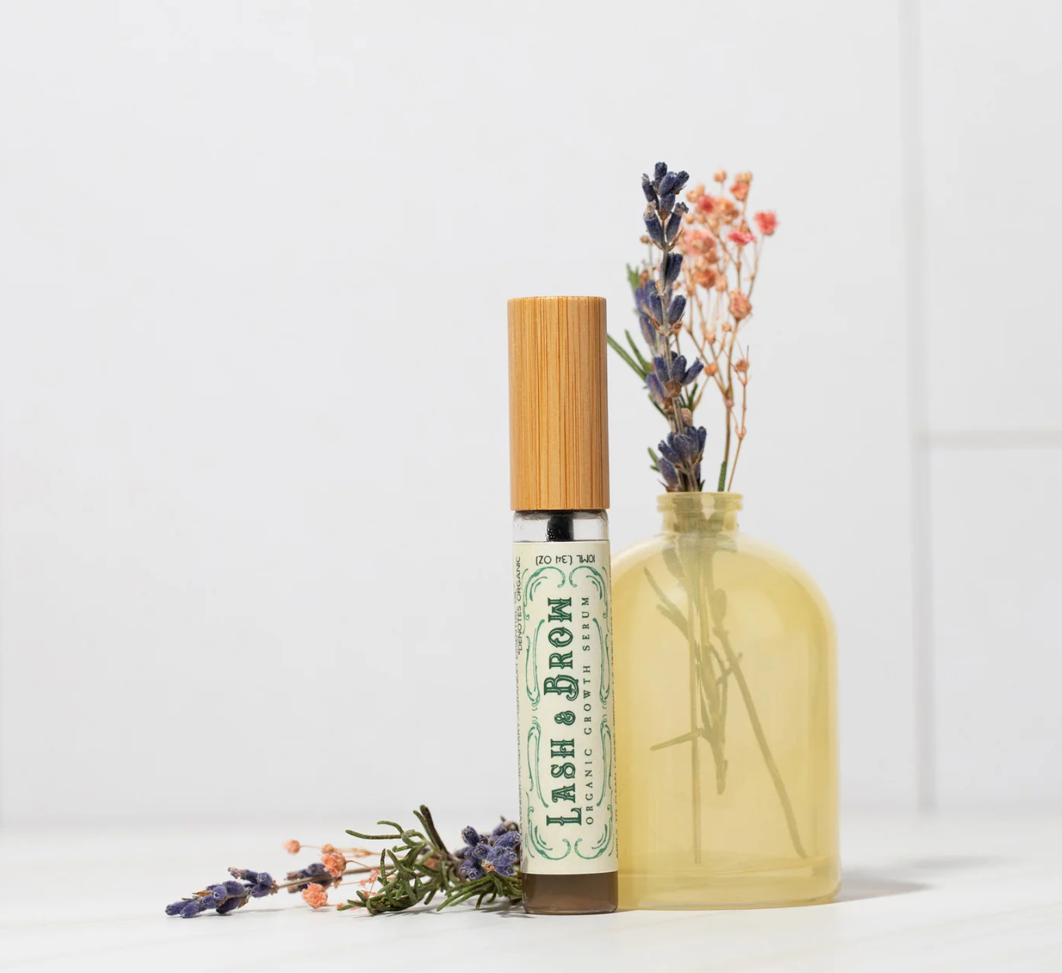 Roots & Leaves Organic Eyelash & Brow Serum